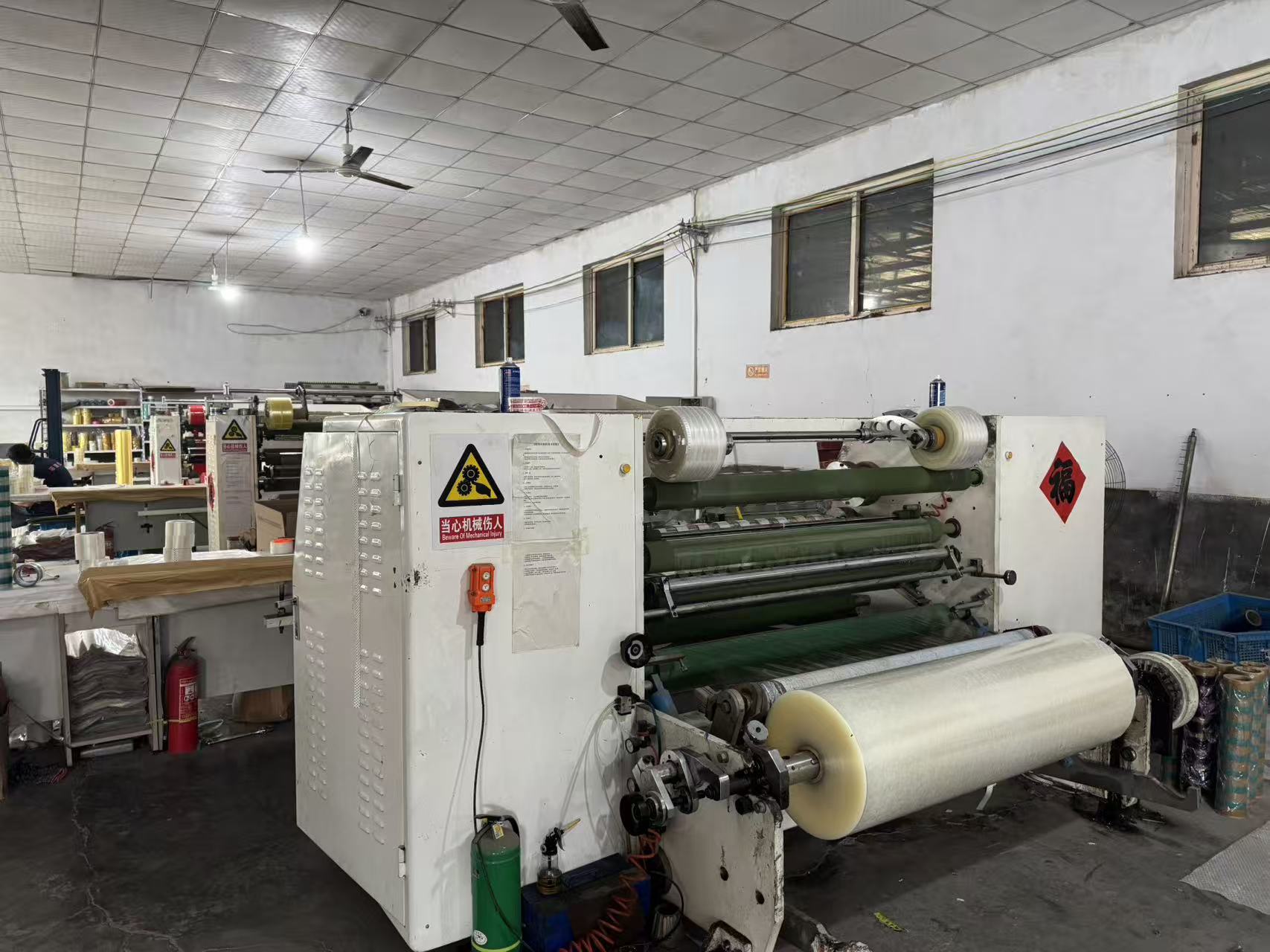 Pinapalakas ng Factory Intelligent Upgrade ang Kapasidad sa Paggawa ng Industrial Adhesive Tape